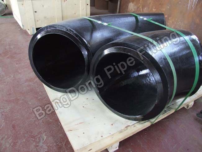 bevelled end pipe elbow